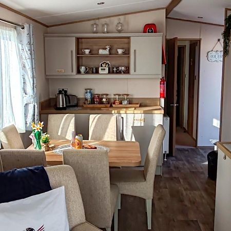 Eagle'S Den Caravan Lossiemouth Dış mekan fotoğraf